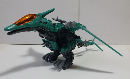 クレマ スナイプテラもカッコイイけど旧ゾイドのレイノスもスタイリッシュなフォルムがカッコイイ ゼンマイゾイドで翼を上下しながらさらに口まで開閉して歩行するギミックが秀逸 ゾイド ゾイドワイルド