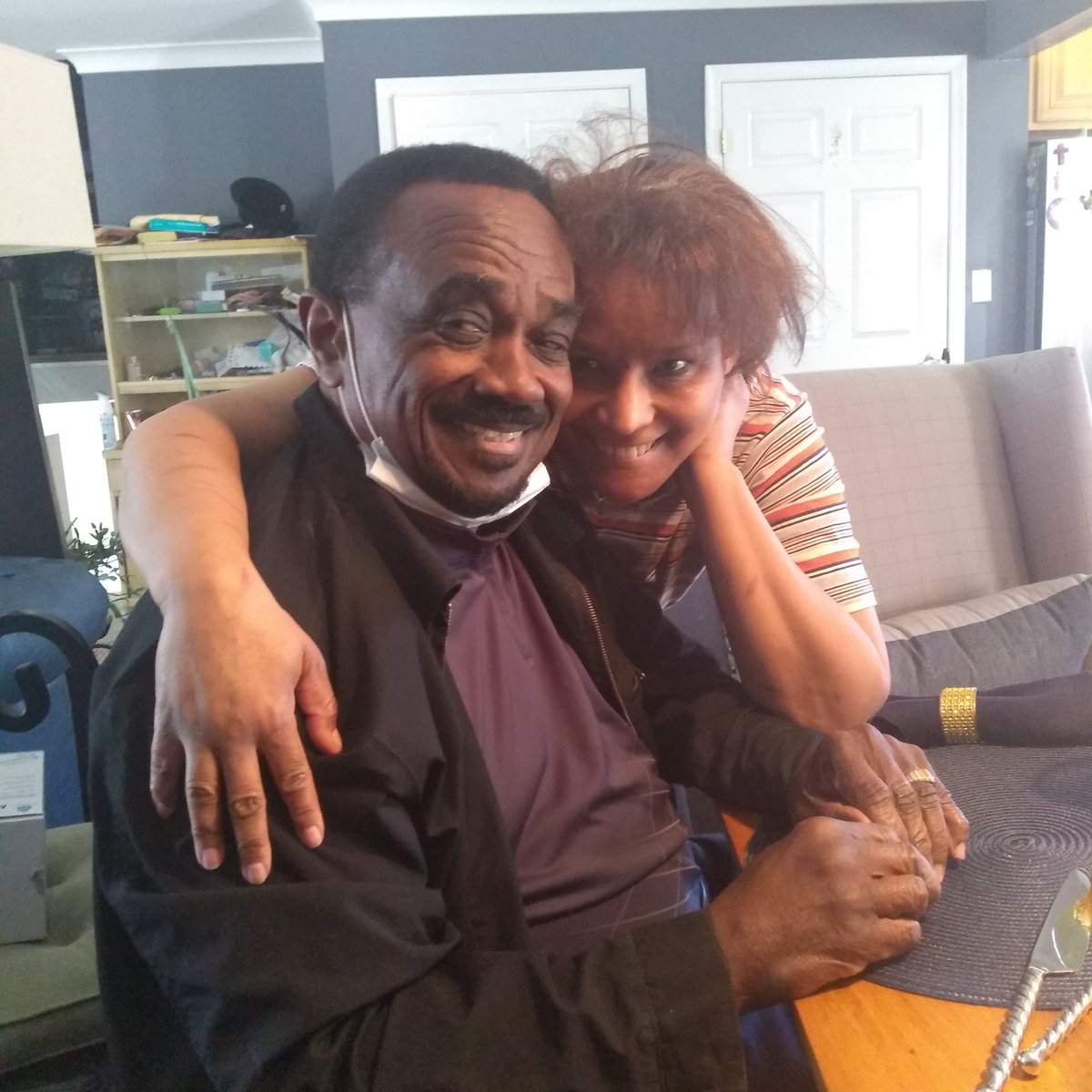 chewstruth's tweet photo. Me & my Dad, CHEW'S TRUTH POSSE.
He's the best. ❤️
#LunchWithDad #FridayMotivation https://t.co/qL83Fb9vKv