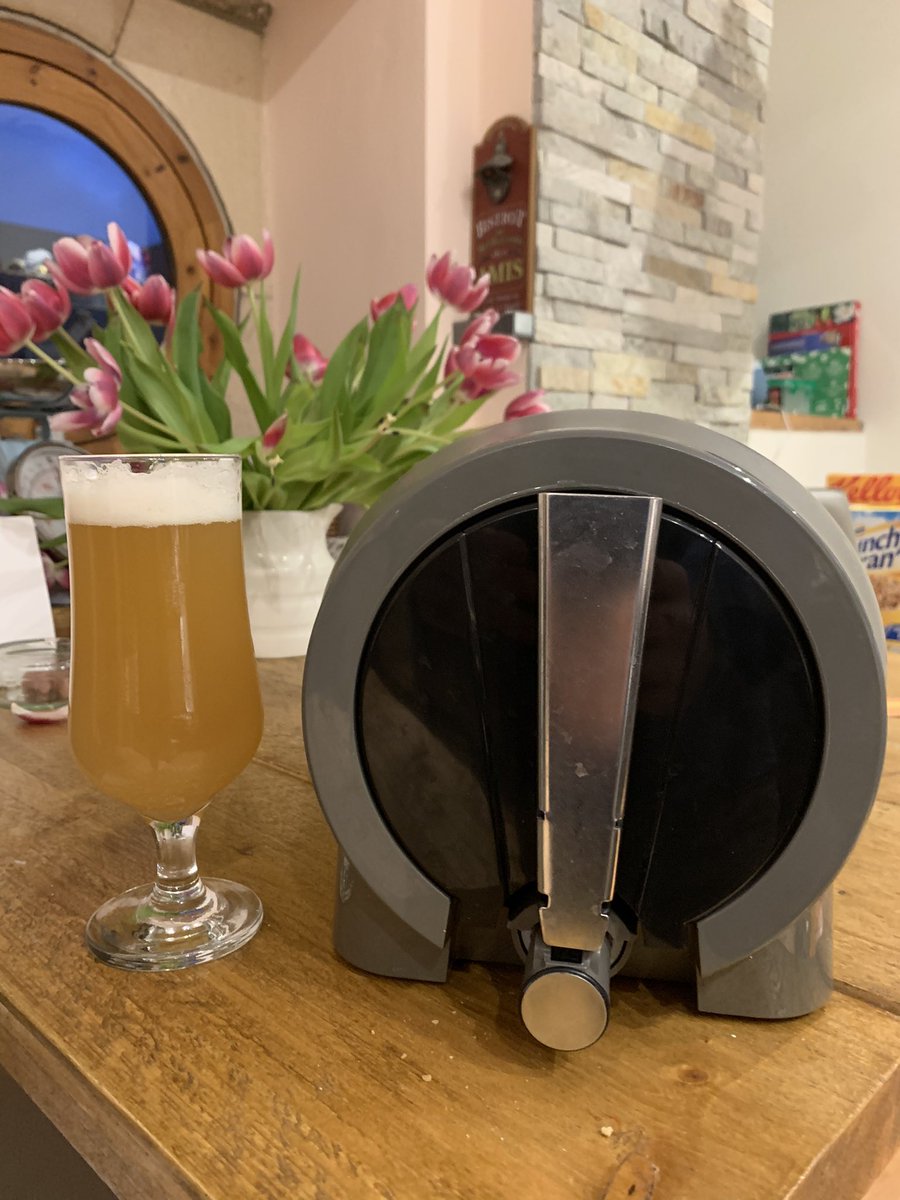 The bar is open. Not exactly the clarity you’d expect from a continental lager but tastes good! @FreshBrewing