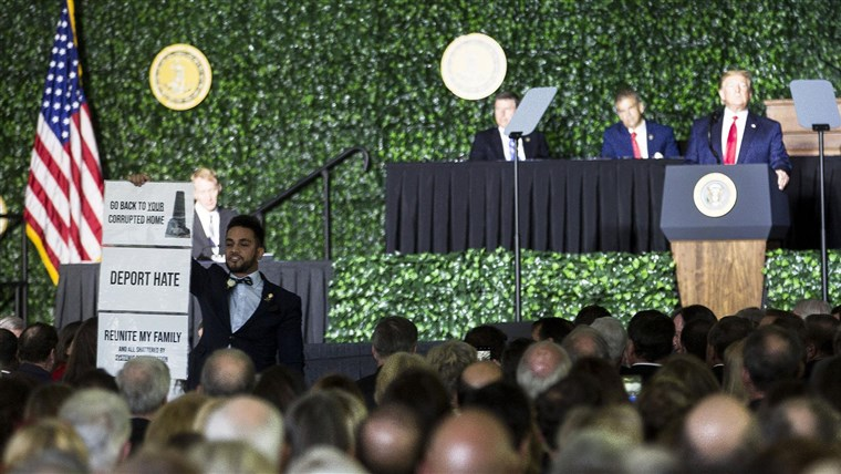 IbraheemSamirah's tweet image. Hey everyone! 

I am Delegate Ibraheem Samirah and I represent  Virginia House of Delegates 86th District. 

You may know me from when I disrupted Trump because as the youngest state elected official, I know that we have to speak up and speak out. 

#MAPServesTogether #MAPChat