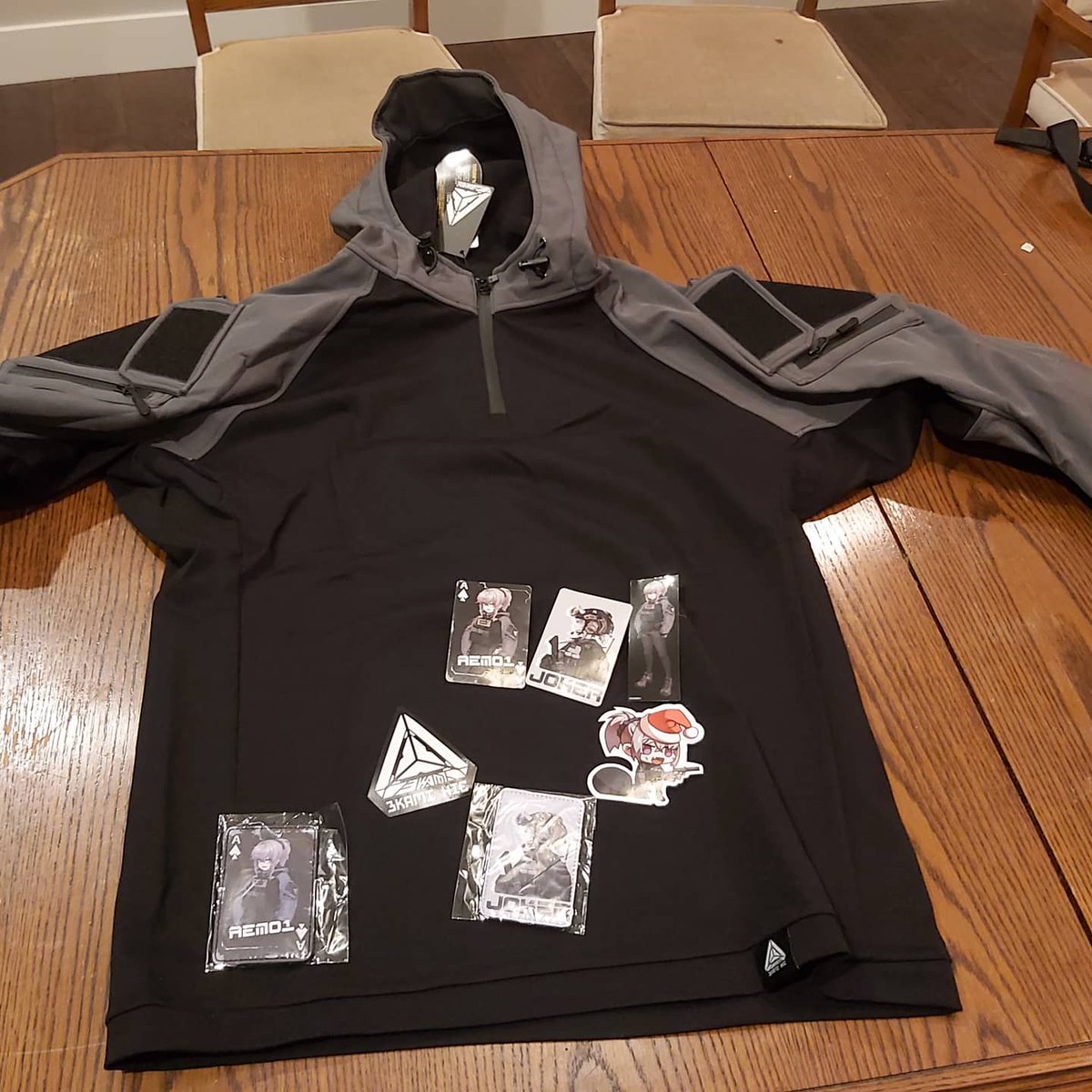WessonGreyTTV's tweet photo. Look what came in the mail
The #3Kami #HIC #AE01 Tactical Combat Hoodie. Can't wait to run this bad boy hard on drills and stuff. For the most part I like it. Lots of freedom of movement when doing anything upper body wise. @jeremyzxc123 Thanks man!! https://t.co/9qBcbcghoX
