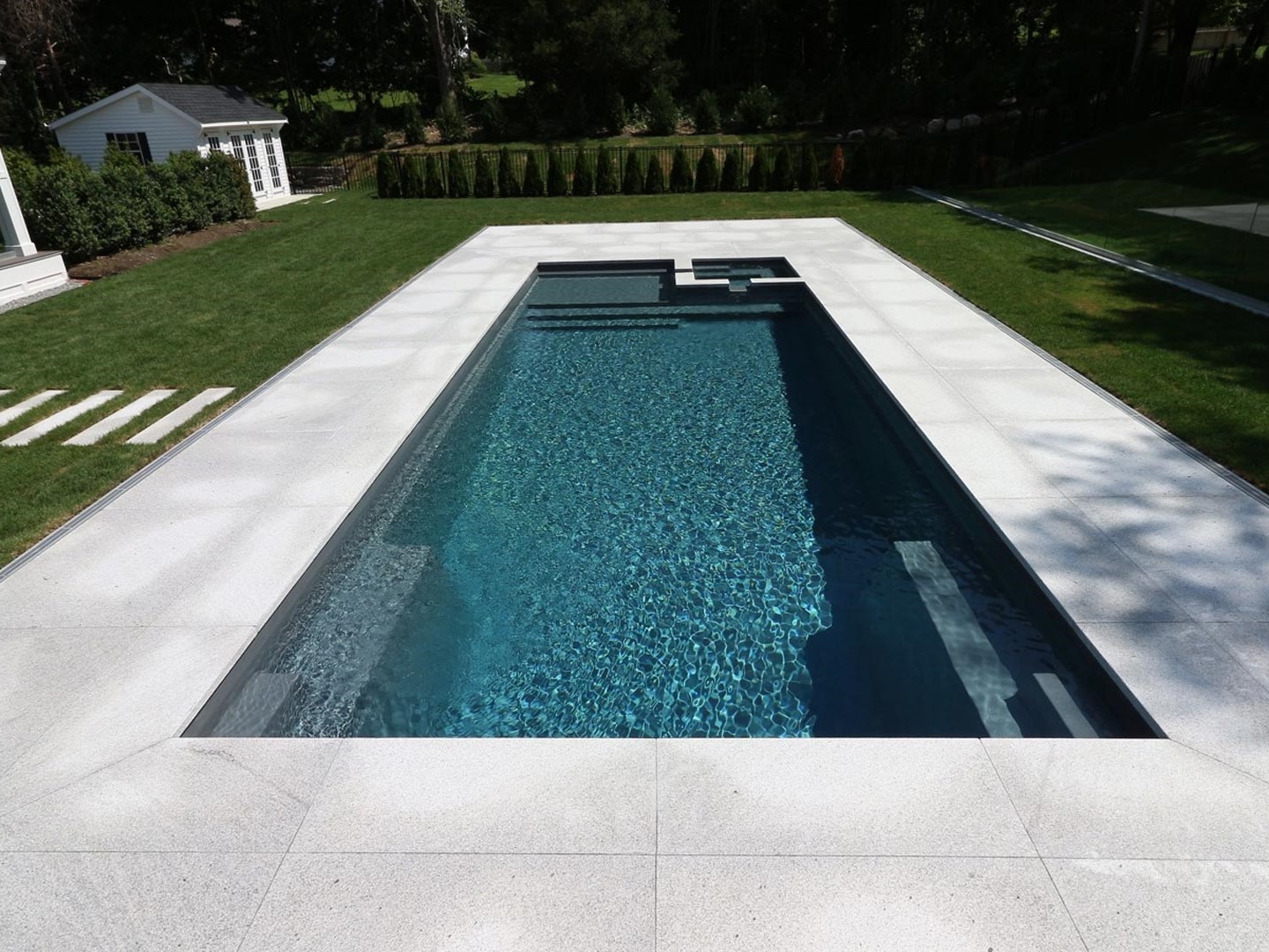 Бассейн Future Pool Swim