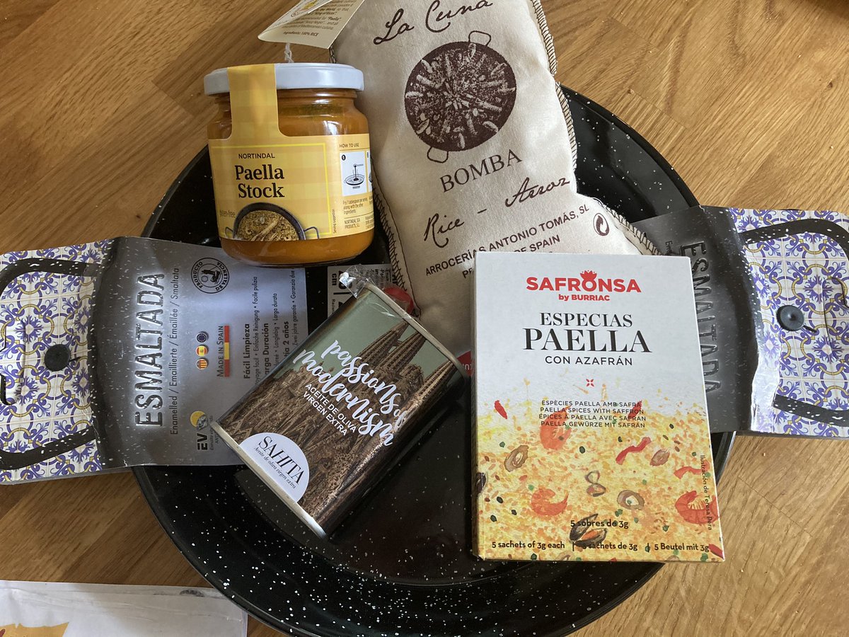 HannahJowett's tweet photo. Tonight we brought Spain to us. Great Facebook live paella cook a long with owners of @Lunya in Liverpool. #crispybottom #lockdown2021 https://t.co/ylbYPPg0cU
