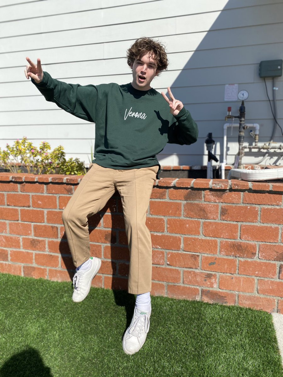 liamrosssongs's tweet photo. first ever verøna merch is out now. https://t.co/k8D3dTiuBg https://t.co/0XyVu8Vjtc