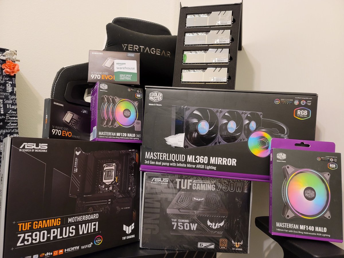 taktaktaruken's tweet photo. Building for a friend come chill chat @StJudePLAYLIVE https://t.co/CZ5FsDfKOt @IntelGaming #i9 #10850k @CoolerMaster #ML360 #mirror @ASUSUSA #TUFGaming @Samsung @gskillgaming #tridentZroyal @TEAMEVGA #3080FE https://t.co/zRJfUfvXa4