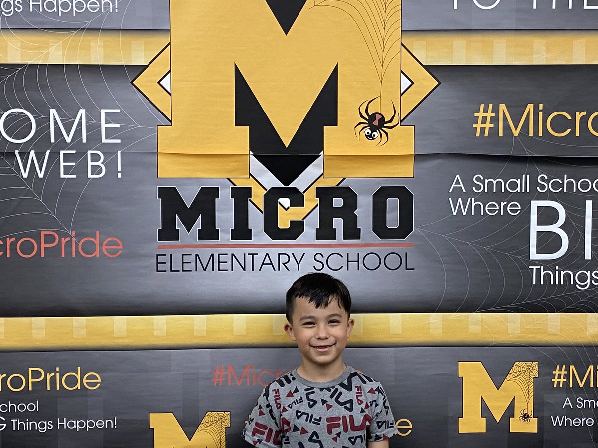 MicroElem's tweet photo. Today’s Good News Call of the Day is Edward. He was nominated by Ms. Holt in first grade. Ms. Holt says that Edward is a very sweet student who comes into class every day ready to learn. #MicroPride https://t.co/eKLuzxqhKx