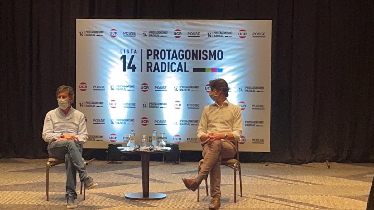 Evolucionbsas's tweet photo. ✋#AHORA. Conferencia de Prensa en el Hotel Libertador. Comunicando el #ProtagonismoRadical. Todo por decir y mucho más por hacer. Queremos volver a la gestión y al liderazgo.
#Lista14 
#EsAhora https://t.co/cF63DBw7gy