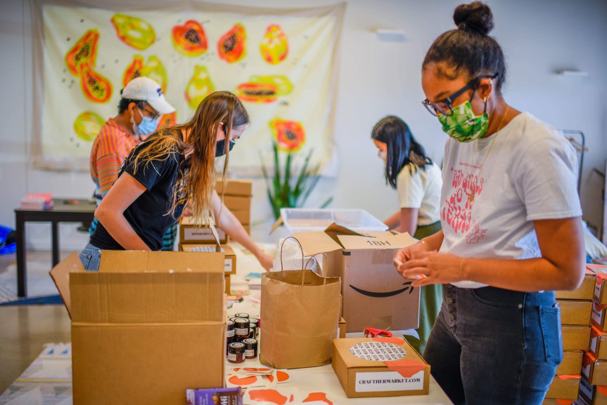 thejamieamelio's tweet photo. Boss Babes ATX (bbatx) is working with Colors of Austin Counseling (COAC) to increase mental health resources and therapy options for community leaders of color in Austin, Texas. 

@bossbabesatx is one of #StayingBothered’s 11 grant finalists for Q1! https://t.co/ivodtb2ZL7