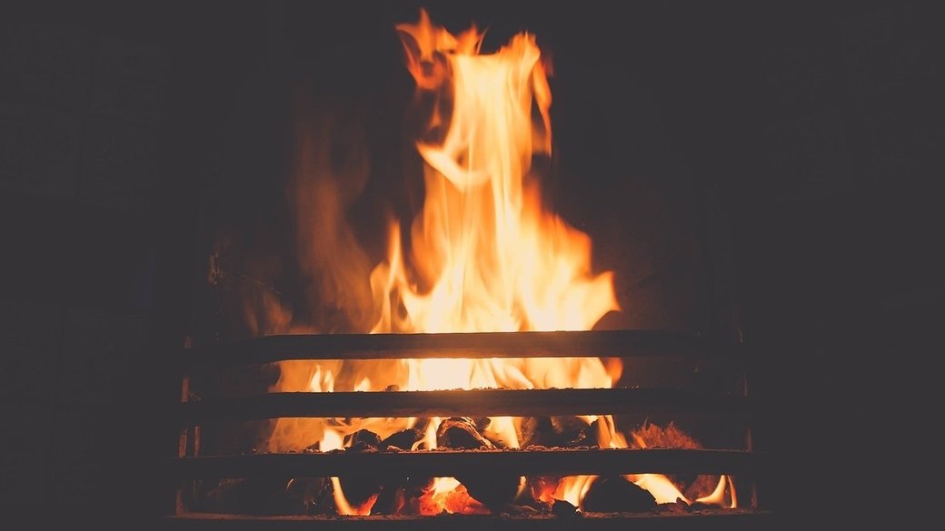 #FlashbackFriday | "Hubert's Fireplaces have been keeping Ottawans toasty since 1922."

Back in 2016, <a href="/ottawalifers/">Ottawa Life Magazine</a> featured Hubert's in an article about our family-run business that has spanned three generations 🔥

ottawalife.com/article/bringi… 

#HubertsFireplaces #LuxuryFireplaces