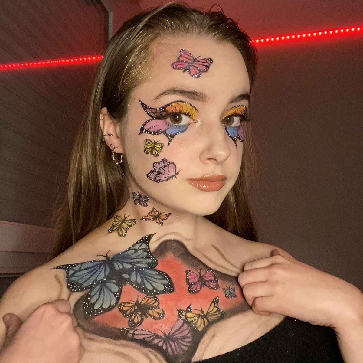 mxuvxise1's tweet photo. @beautybay Hey @beautybay
These are some of my makeup looks
#ByBEAUTYBAY #FOLLOWFRIDAY #FrenchPRSearch
#GenerationBEAUTYBAY π
Ig : https://t.co/Nzx4LWsJbM https://t.co/e5Hvu8Z5vd