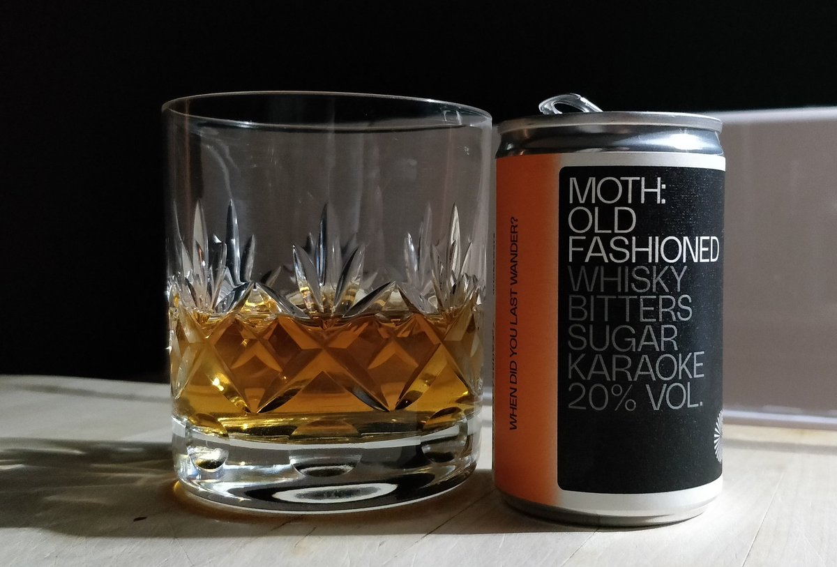 garryhunter's tweet image. A different #properdram tonight, an Old Fashioned from #MothDrinks made with the exceptional @englishwhisky 🥃

#slàinte #lifeisgood