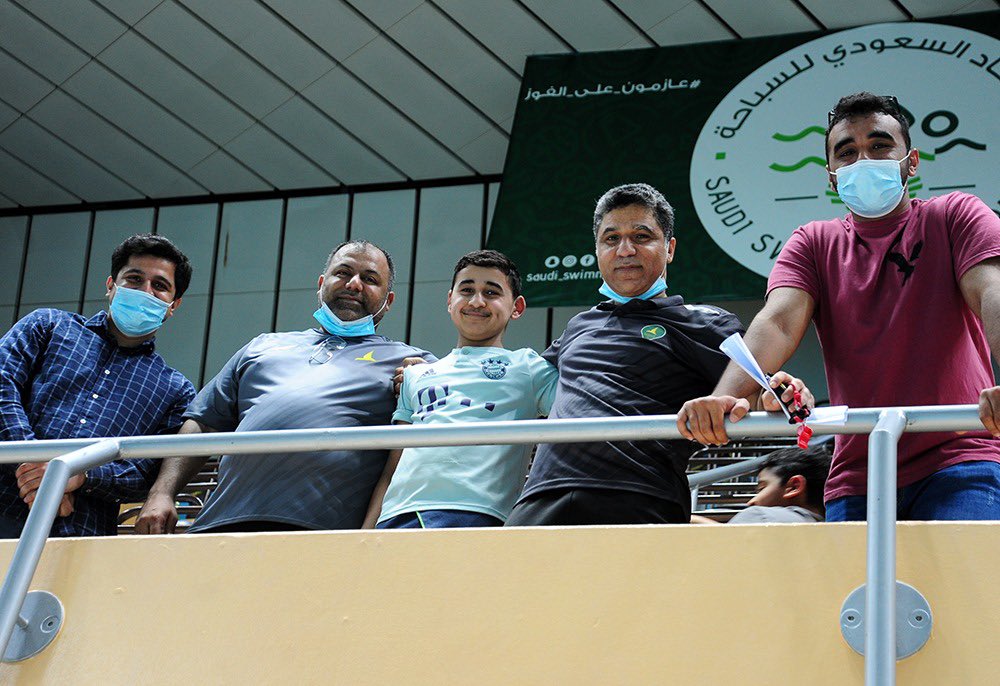 🎊👏🏼🇸🇦🏊🏼‍♂️
 في بطولة المنطقة الشرقية 
💪🏼🇸🇦 علي التريكي من نادي الخليج يحقق رقم قياسي جديد 400م متنوع لفئة 13-14سنة 5:39,35 الرقم السابق كان بإسم زياد كشميري 5:40,91

من المفارقات
الرقم القديم صمد ٣٨ سنة (اقدم رقم سعودي) 
كان مسجلاً باسم الاستاذ زياد كشميري (عضو مجلس الإدارة الحالي)