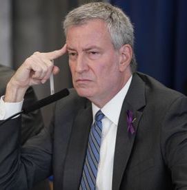 I appreciate the <a href="/NYCMayor/">Mayor Eric Adams</a>'s enthusiasm, but he's getting ahead of himself. The new CDC guidance is very complicated &amp; still needs State review, plus he &amp; his team have yet to sit down w/administrators &amp; teachers to figure out what's even doable w/space &amp; safety protocols. <a href="/UFT/">UFT</a>