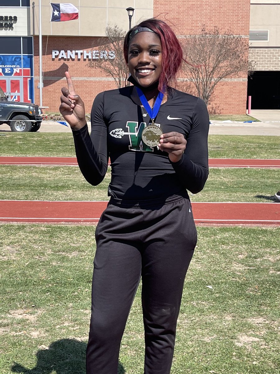 Jh’Kyah Head broke her own school record in the long jump today with a jump of 18’10”!