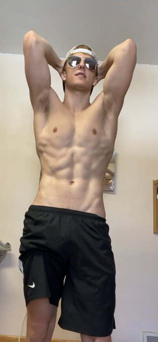 Flex Friday 💪 https://t.co/FT0KTvXcHl