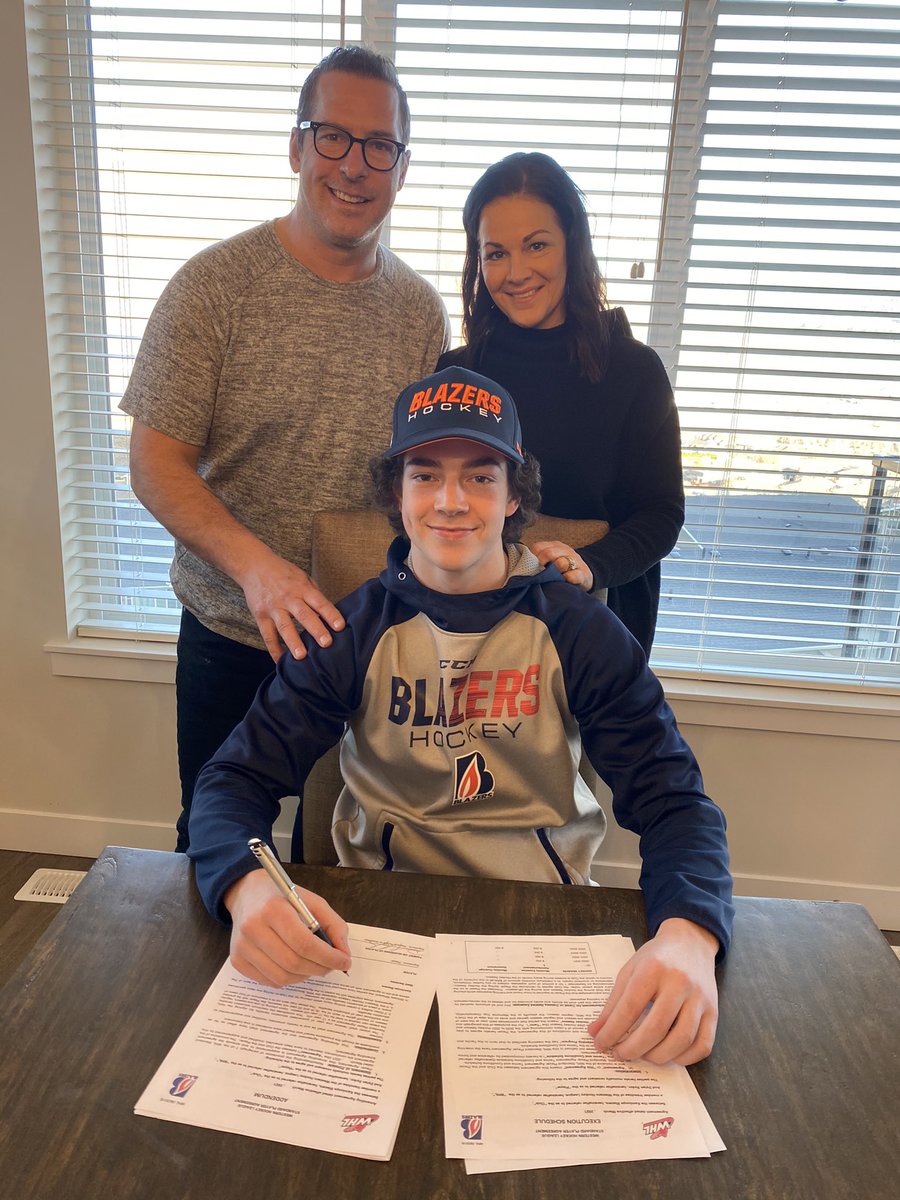 SIGNING! 📝 
Blazers ink another 2nd generation talent. 

Welcome <a href="/sydor_dylan/">Dylan Sydor</a>🔥🔥🔥

READ📖: bit.ly/38XGEWt