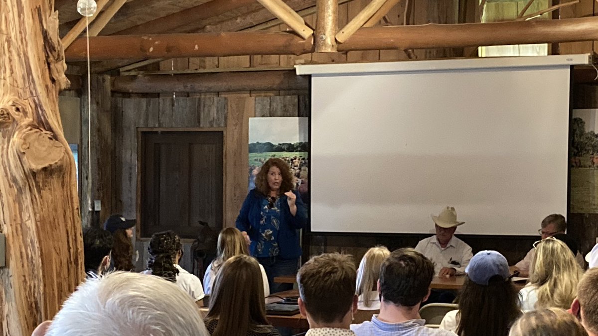 FlaFarmBureau's tweet image. Various panel discussions involving @FloridaBlueKey have started! One of these discussions includes conversation on Best Management Practices @ThisFarmCARES