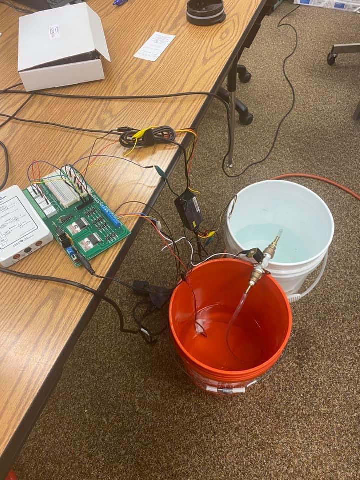 BakerAcademies's tweet image. Students in our Electronics and Control Systems course are developing automated technologies to maintain proper feed water levels in a boiler for a coal fueled power plant. 
@MobilePublicSch @Careertechmob 
#EngineeringAcademy #LearningLeading