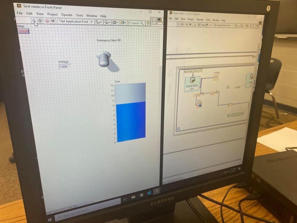 BakerAcademies's tweet image. Students in our Electronics and Control Systems course are developing automated technologies to maintain proper feed water levels in a boiler for a coal fueled power plant. 
@MobilePublicSch @Careertechmob 
#EngineeringAcademy #LearningLeading