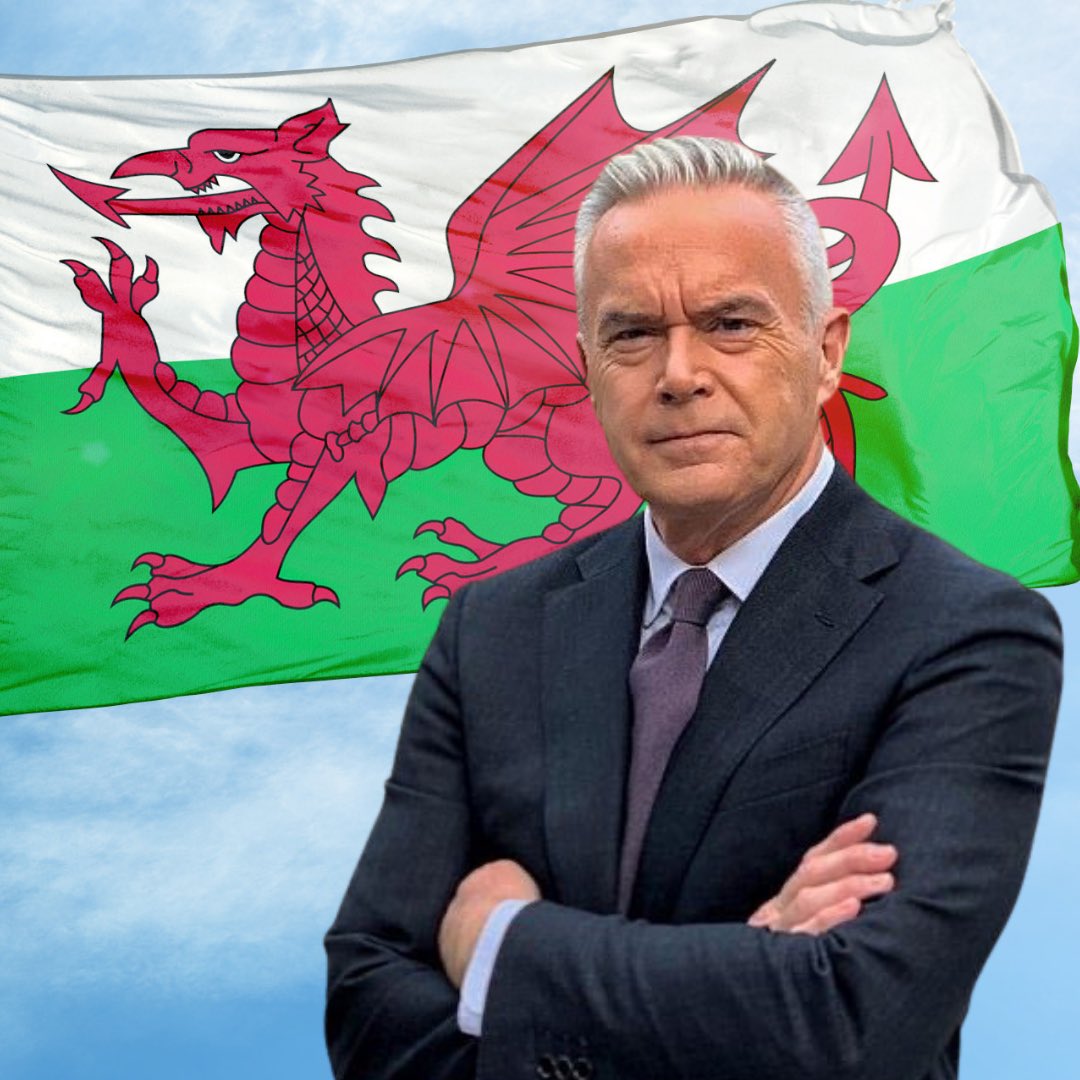 Viscount Pontypandy 🏴 🇪🇺, #NHS 💙 (@_annibyniaeth) on Twitter photo <a href="/WalesOnline/">WalesOnline 🏴</a> Here is @huwbbc with a Welsh flag .....
Please retweet the hell out of it ..... <a href="/WalesOnline/">WalesOnline 🏴</a> Here is @huwbbc with a Welsh flag .....
Please retweet the hell out of it .....
