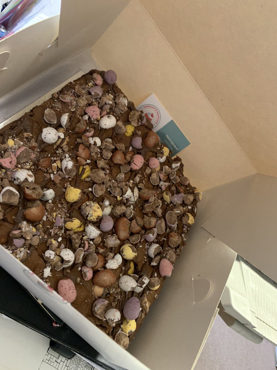 whittakerdesig1's tweet photo. @PMsChefChequers Oi..... Lee is not in the over 50s bracket yet. Haha.
All the best, enjoy that chicken. Just has some awesome cake from the fab @saddleworthbake delivered by @InspiralGraham
What is this cake called Karen? #OldhamHour #ShopOldham #SupportOldham https://t.co/wnj2pgqg4l