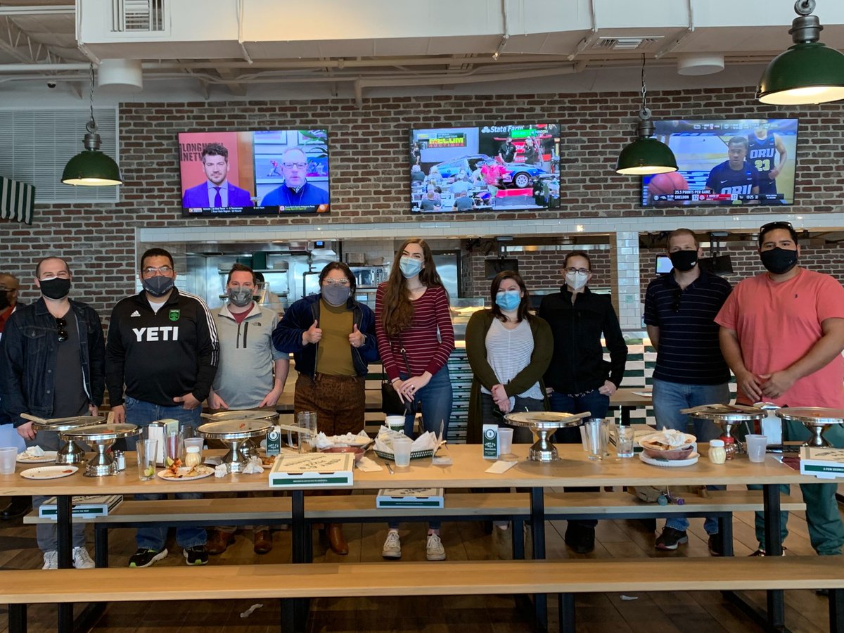 SmartTouchInt's tweet image. For the first time IN A YEAR, our vaccinated team met up for some pizza and great conversations. We truly missed each other so much! 

Work is so much more fun when you&apos;ve got a great team to collaborate with. 🍕💚