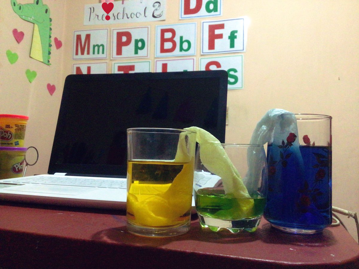 DenysseIMI's tweet photo. Let’s make our own Niagara Falls! @MexicoIngles @Knotion @AppleEDU #Canada #AppleTeacher #LearningFromHome #somosknotion https://t.co/oCKK1P7UZB