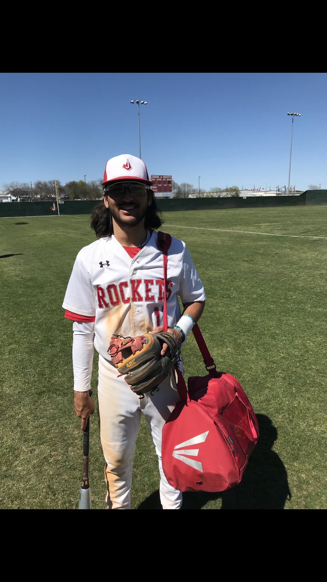 Judson Rockets Varsity walks away victorious over New Braunfels in high scoring game, 11-7: Michael Burroughs pitched for the win and went 3-4 with two triples, 3R, Kaine Franco 3-3, 2RBI’s, 2R, Javier Torres 2-3, 3RBI’s 2R, Aaron Castellanos 2-3, 2RBI’s