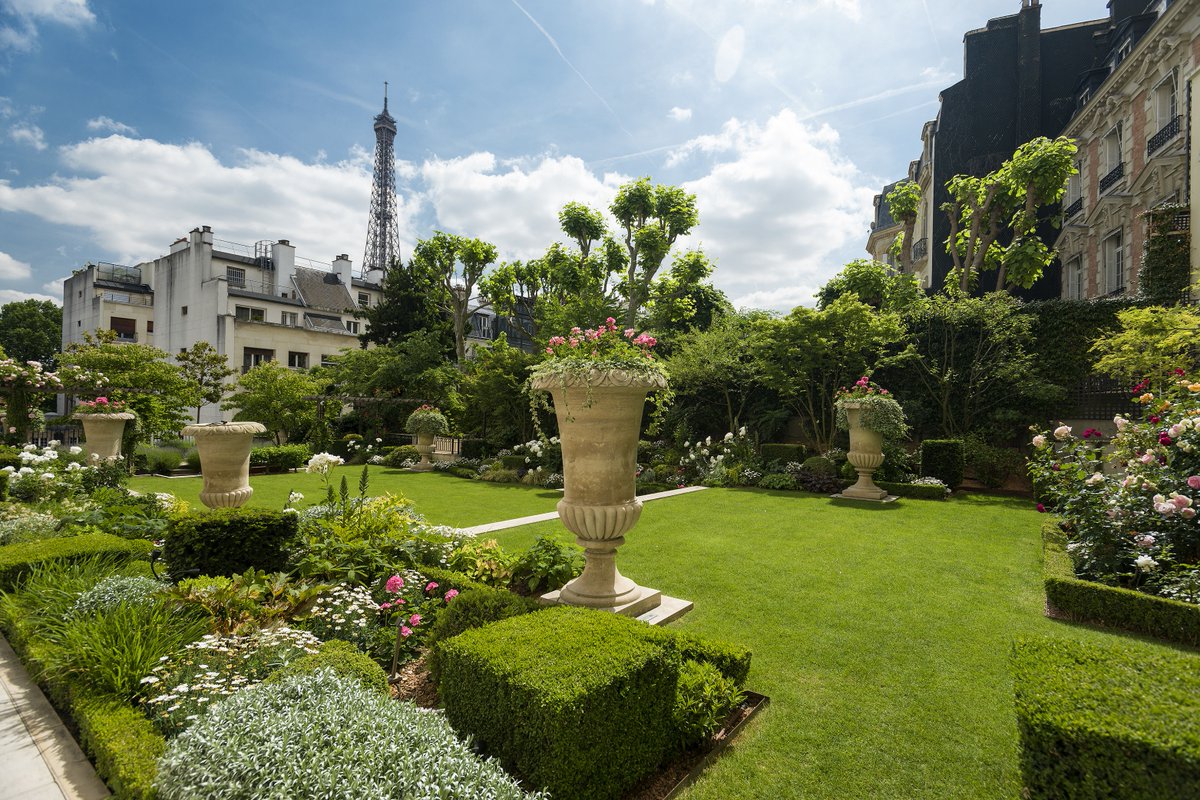 Shangri-La (@shangrilahotels) on Twitter photo The first day of spring and this beautiful memory from the gardens at <a href="/ShangriLaParis/">Shangri-La Paris</a> has us anticipating the delights of warm and sunny days to come...
A moment of Shangri-La
#shangrilamoments #myshangrila The first day of spring and this beautiful memory from the gardens at <a href="/ShangriLaParis/">Shangri-La Paris</a> has us anticipating the delights of warm and sunny days to come...
A moment of Shangri-La
#shangrilamoments #myshangrila