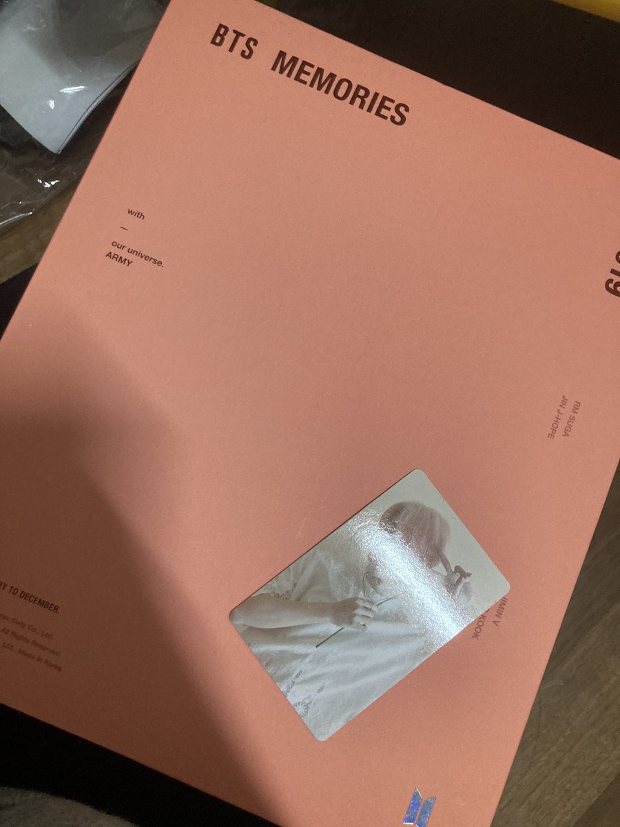 with_JM_Forever's tweet photo. 지민 메모리즈포카 메모리즈풀셋 

방탄 방탄소년단 굿즈 양도 공굿 비공굿 포카 윙즈 포스터 인더숲 아미밤 김남준 김석진 민윤기 정호석 박지민 김태형 전정국 알엠 진 슈가 제이홉 지민 뷔 정국 RM JIN SUGA JHOPE JIMIN V JUNGKOOK bts goods 매직샵 럽셀 키링 https://t.co/Hg2SPh1vwh