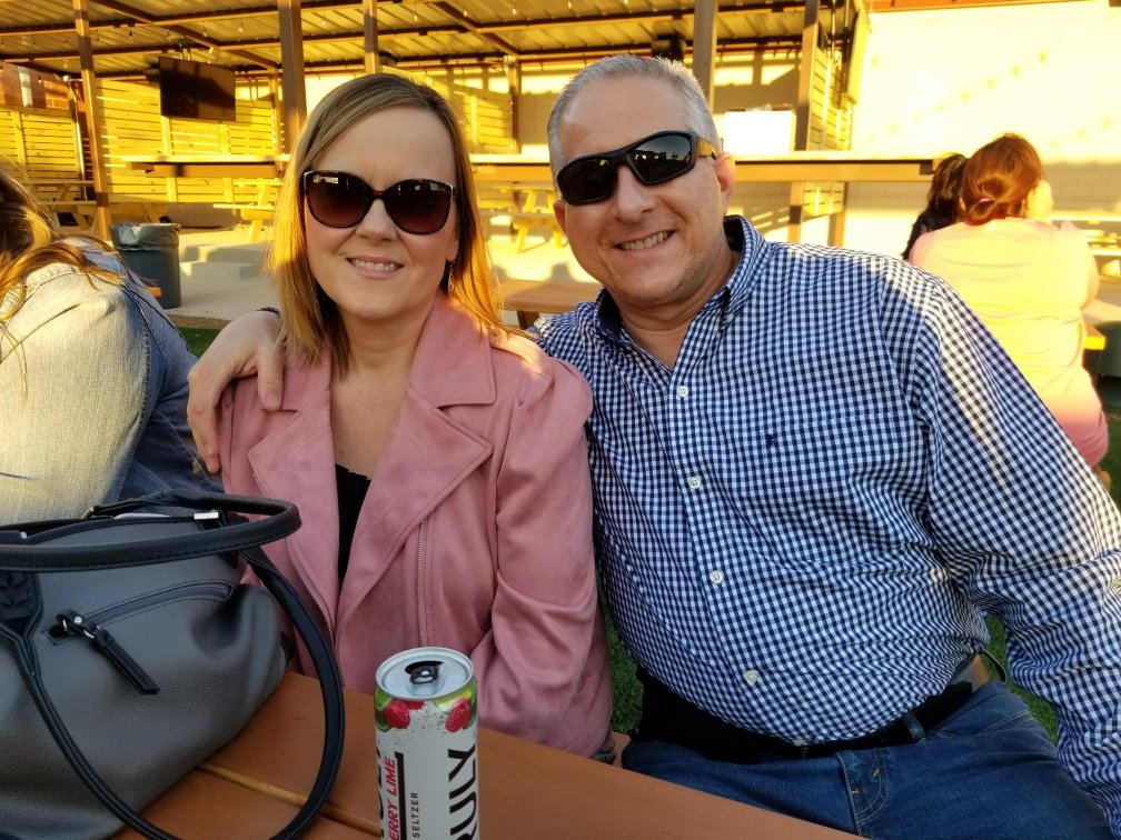 dennis65lori68's tweet photo. First night in the books here in San Antonio! Celebrating both of my girls Birthday's! Started with a great mexican meal, then headed Downtown to the sky bar for a couple drinks. #Familygoodtimes https://t.co/ljAXDLvcrN