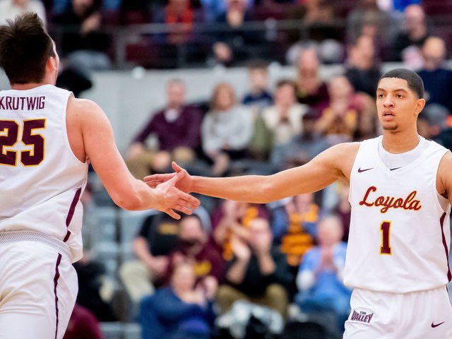 BallisLifeCHI's tweet photo. #8 Loyola Chicago vs #1 Illinois on Sunday🔥🔥🔥 Who you got?!  #MarchMadness https://t.co/d9iku5Lpeg