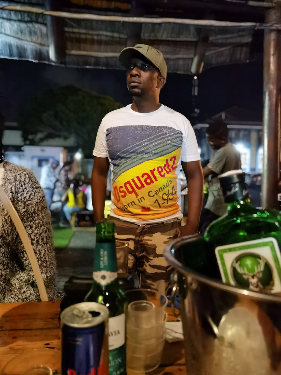 CeegaWaMeropa1's tweet photo. After buying her alcohol the whole day and u see her getting in on Ceega's Viano Mercedes
#Iblewit #PastorsWives #SkeemSaam #ceegawameropa https://t.co/mB052oIcHA