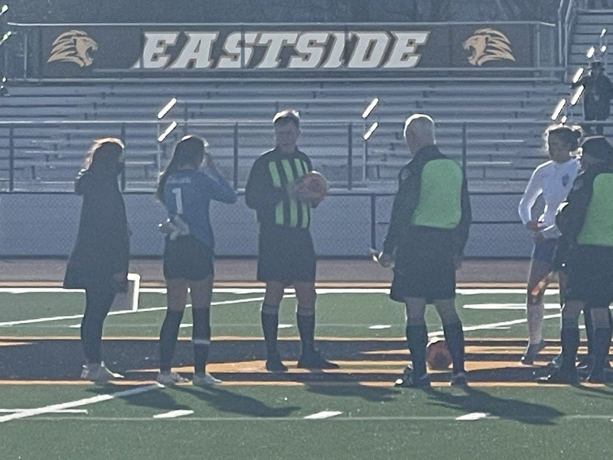 Zumwalt East tweet media