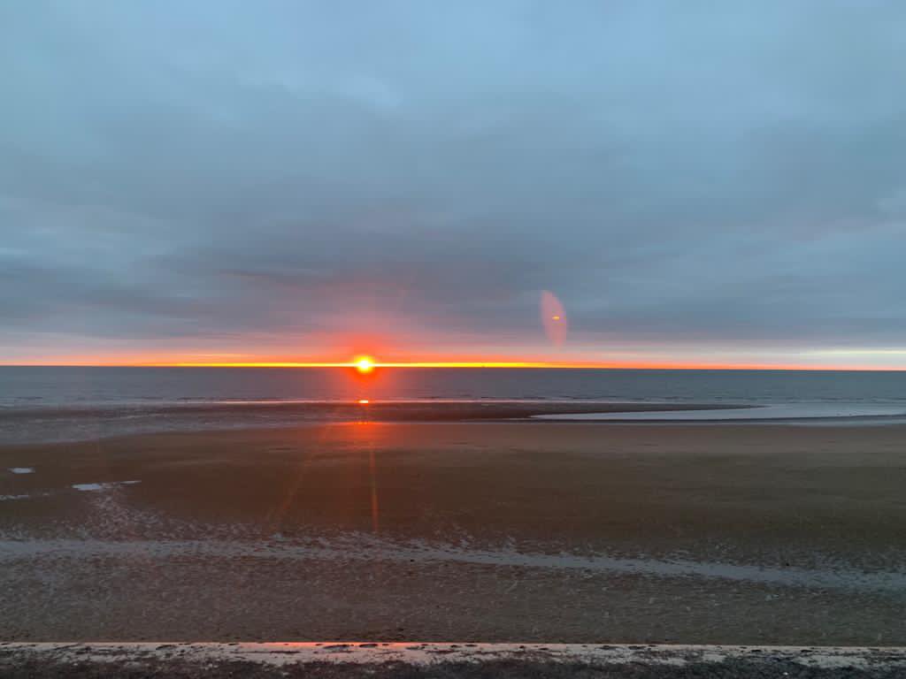 FitDean's tweet image. Day 19 - please retweet to keep and share the awareness of Bobby’s statue fund. justgiving.com/campaign/bobby… @TheBobbyBall  @Joanneos @harperbrothers