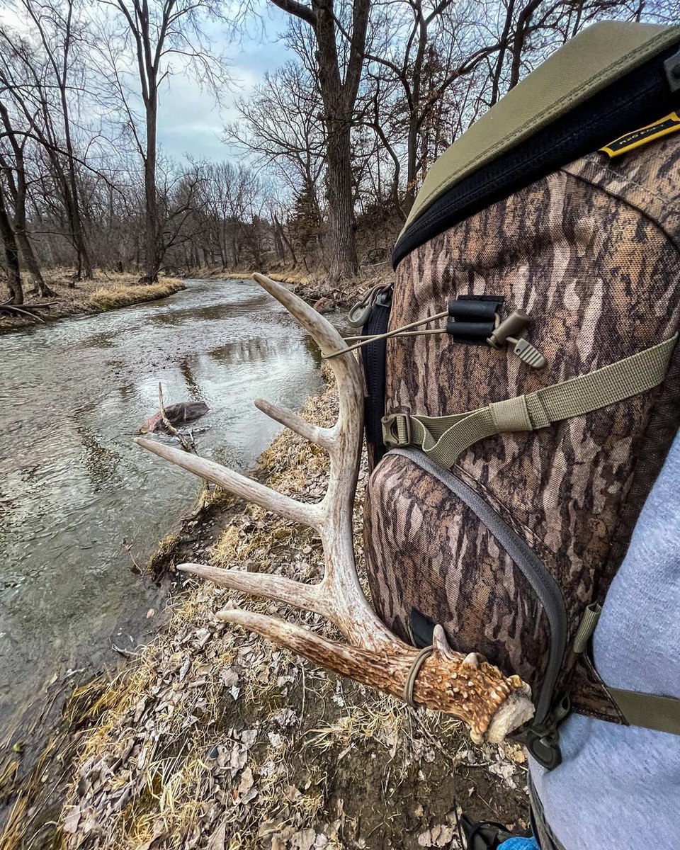 Give us a like if you hope to pack and stack this weekend like our friend Brody at Extreme Rush did recently. Get on out there and #GoFurther and #HuntLonger!

#ShedRally #WhitetailNerd #ShedHunting