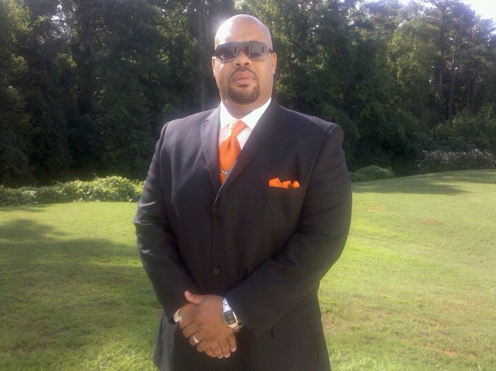 DrMilesk31's tweet image. It’s our birthday! I look forward to co-writing #Chapter45 with you. This partnership was definitely written in the stars. #BirthdayCouple