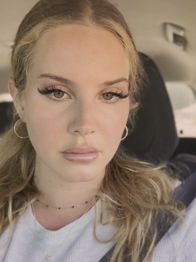 lanascokeline's tweet photo. now why did she have to go serve like this https://t.co/B1yOxCPaHU