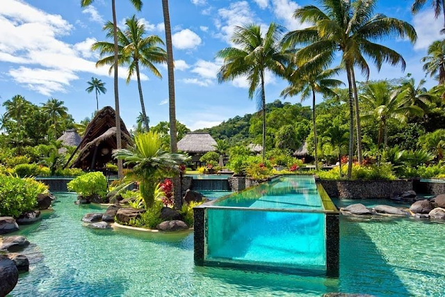 claudialatte1's tweet photo. 10 Hotel dengan Harga Paling Fantastis di Dunia, Ada yang Rp2 Miliar!

https://t.co/ufMBN7QlyV https://t.co/EYL3rMO8J5