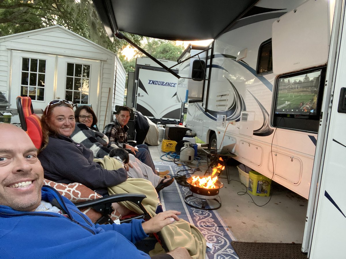 kjbarkow's tweet photo. UNC Bears Women’s Soccer watch party from Sarasota! Go Bears!  Go Barks! #bearstrong @UNC_BearsSoccer @BigSky_Soccer @maddiebarkow @Klbarkow https://t.co/NjYvrhNz2E