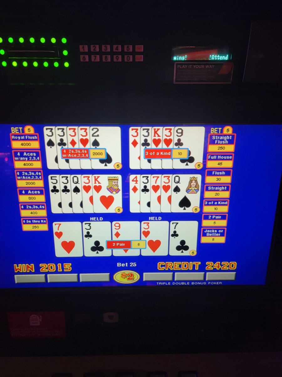 reezil1010's tweet photo. Vegas, we back!!!!! @CromwellVegas https://t.co/fOwHK0CBf5