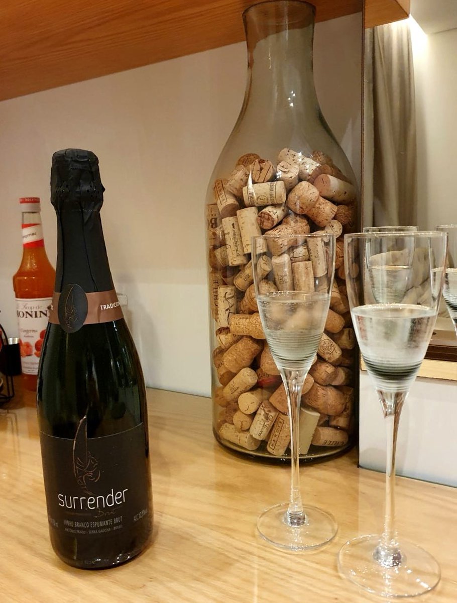 malbec_bh's tweet photo. Sexta feira mode ON.
BRA Surrender Brut Selection - Serra Gaucha https://t.co/j5EqWxkc3E