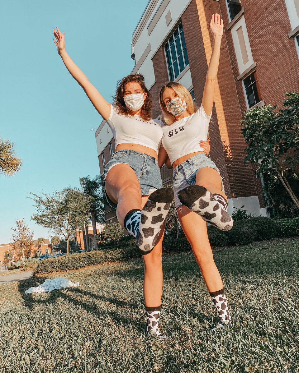 APhiFloridaTech's tweet photo. Welcome to the pham girls! 🌿💖 #biglittle https://t.co/ygRVZhkfmo