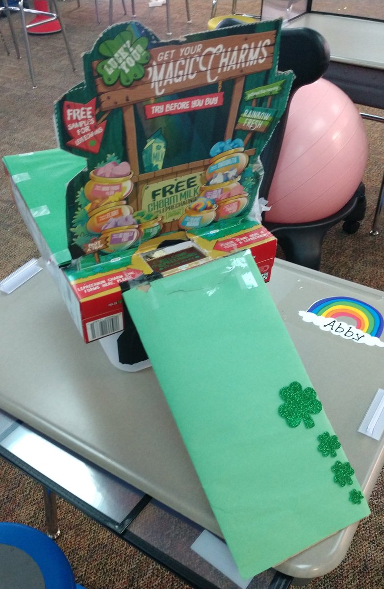 KowalskiKids's tweet photo. Leprechaun traps! #funfamilyproject @VV_Voyagers https://t.co/e5Mfd5Yt2f