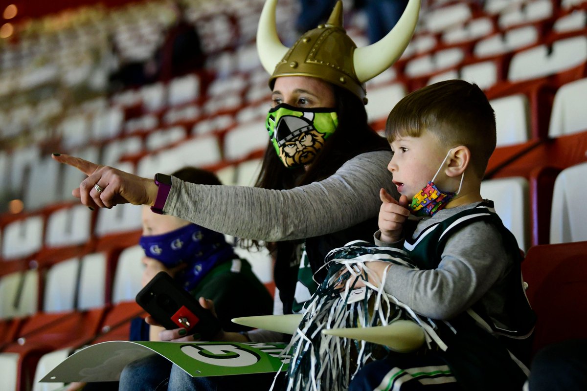 Sam Owens tweet media