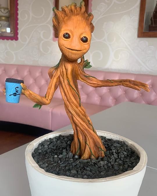 nadiacakes's tweet photo. Groot cake out of Maple Grove! Custom cakes available in ALL locations!
#groot #iamgroot #grootcake #guardiansofthegalaxy #guardiansofthegalaxycake #guardiansofthegalaxyvol2 #cake #cakeart https://t.co/t5jkV2Xayj