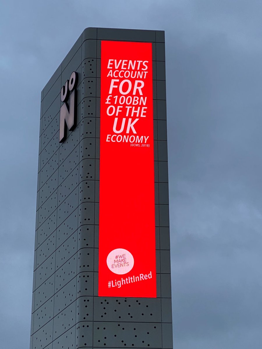 RobeAroundTheUK's tweet photo. @UniNorthants @UniNorthantsNews supporting #LightItInRed #WeMakeEvents tonight! 

#RobeAroundTheUK #DroneSwarm #NSB #UoN https://t.co/hmlu2YyQ1n