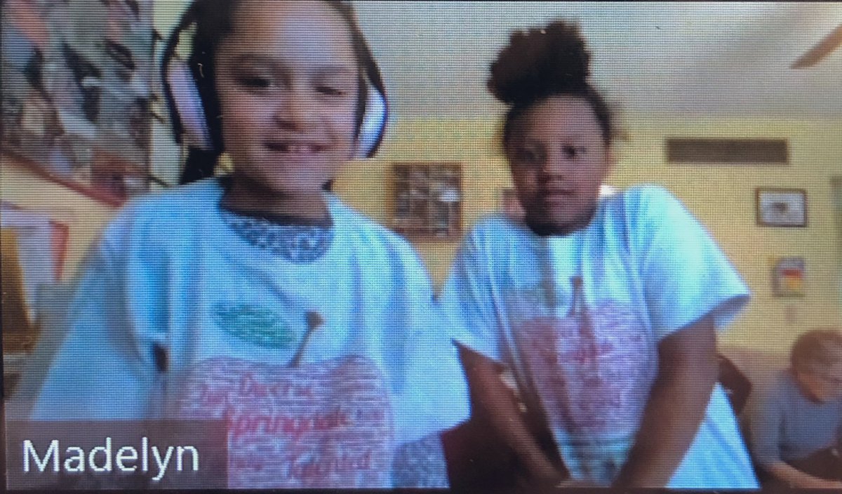 Clements5AJ's tweet photo. Being twins with your doll or cousin is the best! 👭🏽#ClementsCrew21 #VikingDiff @SPLittleVikes https://t.co/KeDTKkeYCv