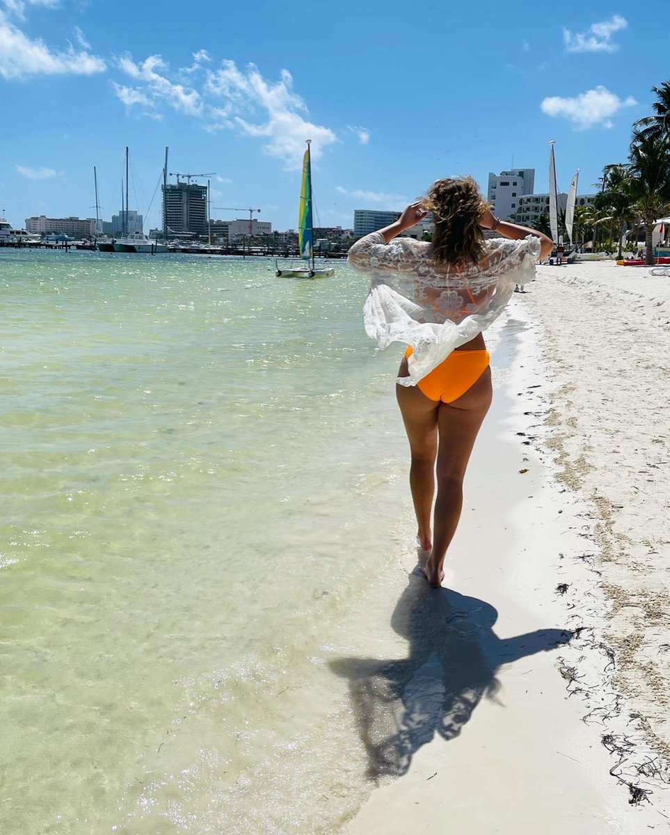 brookieboo82's tweet photo. Vitamin Sea ☀️ https://t.co/Owy4g70JL4