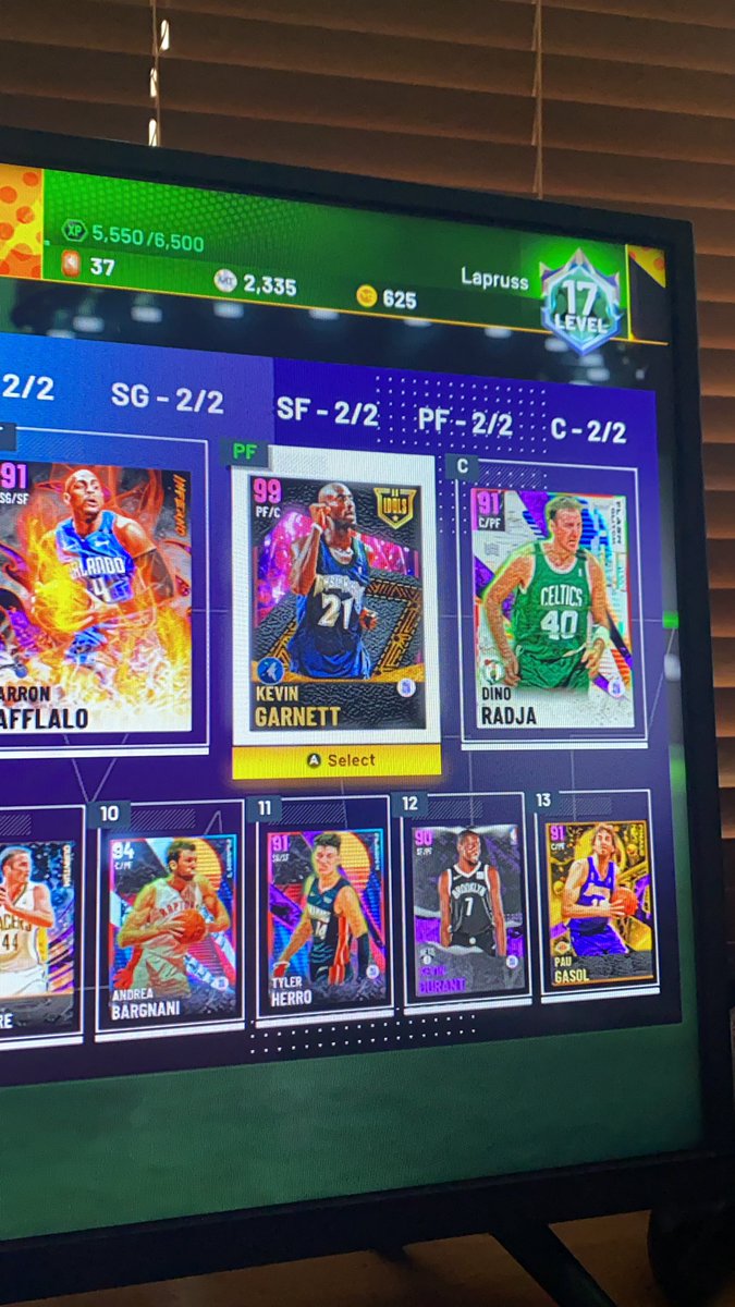 Caydzn's tweet photo. There’s no way I just got dark matter KG on my first pull, there’s no no way @LockersCode @NBA2K_MyTEAM https://t.co/8xUny9H6CO